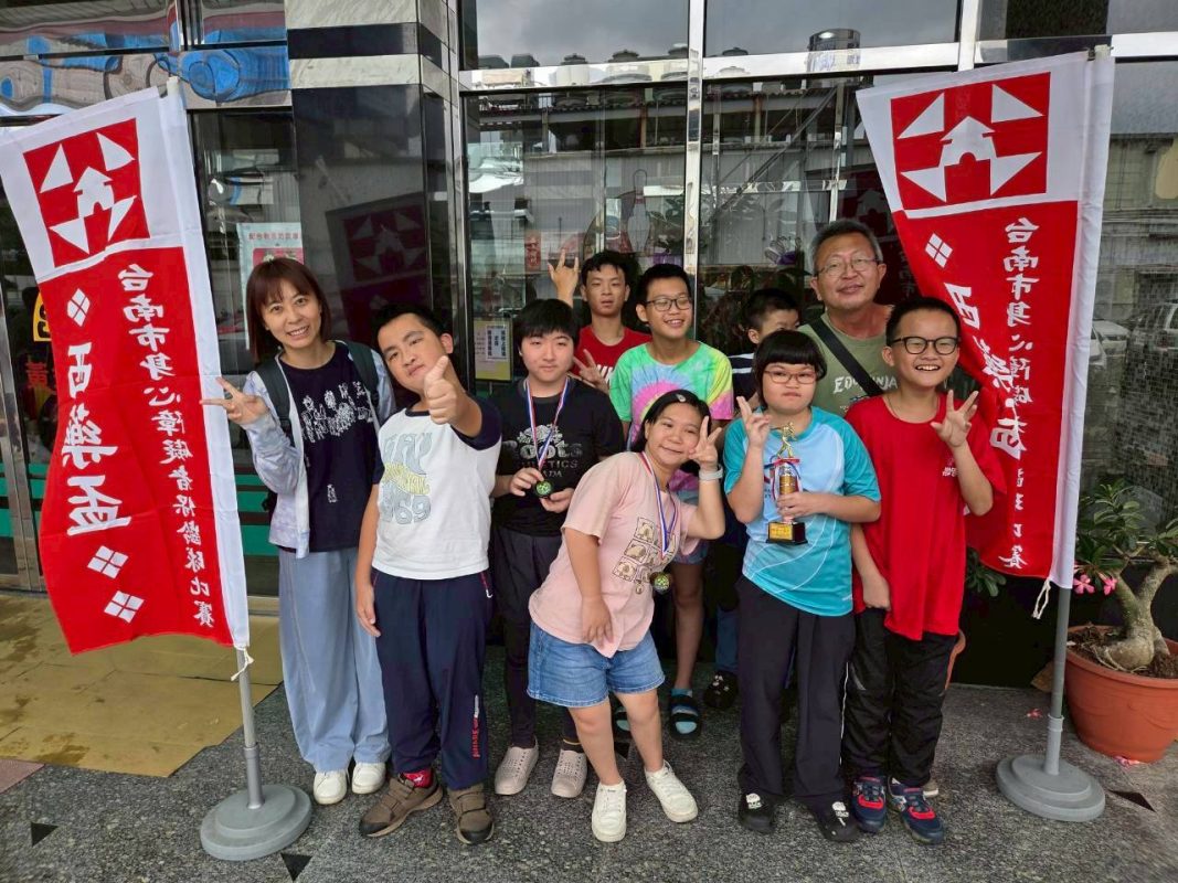 115年臺南市西藥盃身心障礙者保齡球比賽榮獲佳績